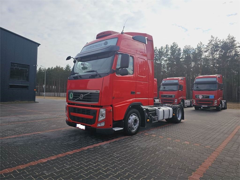 Volvo FH13 XXL EURO 5 2011 + KRONE MEGA RAISE  - Тягач: фото 4 Volvo FH13 XXL EURO 5 2011 + KRONE MEGA RAISE  - Тягач: фото 4