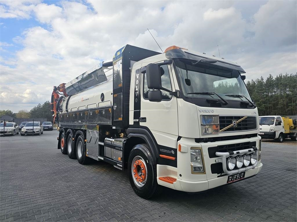 Volvo WUKO ADR ROLBA FOR CLEANING CHANNELS COMBI - Ассенизатор: фото 3 Volvo WUKO ADR ROLBA FOR CLEANING CHANNELS COMBI - Ассенизатор: фото 3