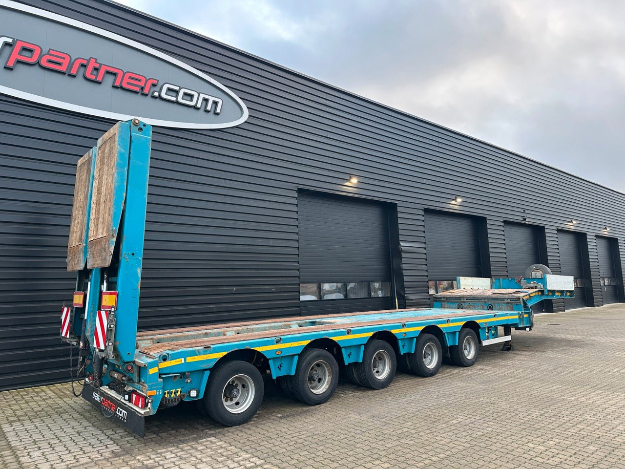 Faymonville 5 achs tieflader / Hydr. Verbreiterung HAUM-V - Низкорамный полуприцеп: фото 2 Faymonville 5 achs tieflader / Hydr. Verbreiterung HAUM-V - Низкорамный полуприцеп: фото 2