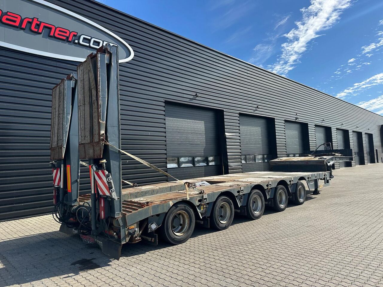 Faymonville 5 axle Lowloader / Ramps / Extendable - Низкорамный полуприцеп: фото 2 Faymonville 5 axle Lowloader / Ramps / Extendable - Низкорамный полуприцеп: фото 2