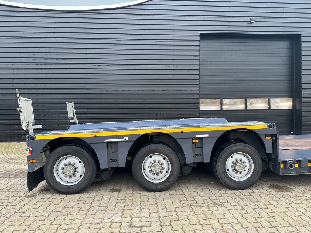 Faymonville Maxtrailer 3 achs. tiefbett / Pendelachsen Faymonville Maxtrailer 3 achs. tiefbett / Pendelachsen - Низкорамный полуприцеп: фото 5 Faymonville Maxtrailer 3 achs. tiefbett / Pendelachsen Faymonville Maxtrailer 3 achs. tiefbett / Pendelachsen - Низкорамный полуприцеп: фото 5