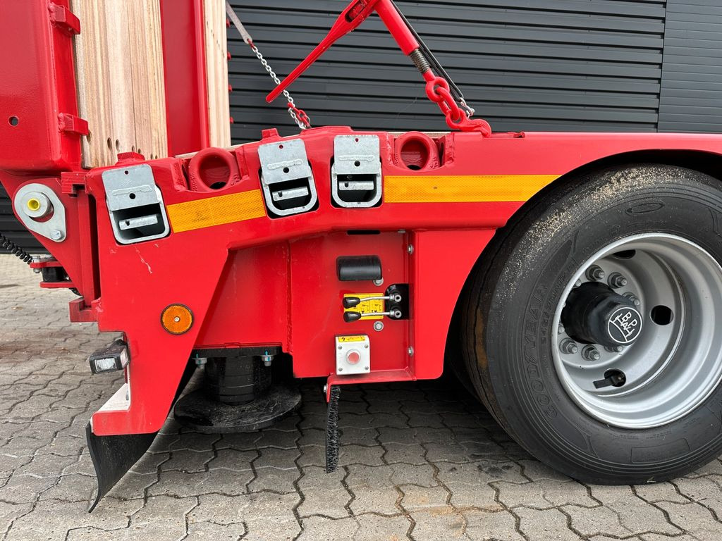 Faymonville Multimax 4 achs tieflader / Baggermulde Faymonville Multimax 4 achs tieflader / Baggermulde - Низкорамный полуприцеп: фото 5 Faymonville Multimax 4 achs tieflader / Baggermulde Faymonville Multimax 4 achs tieflader / Baggermulde - Низкорамный полуприцеп: фото 5