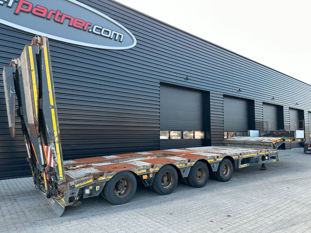 Faymonville Multimax tieflader / Zwangsgelenkt/ Baggermulde Faymonville Multimax tieflader / Zwangsgelenkt/ Baggermulde - Низкорамный полуприцеп: фото 2 Faymonville Multimax tieflader / Zwangsgelenkt/ Baggermulde Faymonville Multimax tieflader / Zwangsgelenkt/ Baggermulde - Низкорамный полуприцеп: фото 2