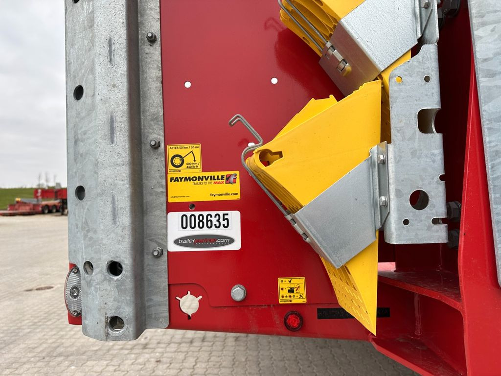 Faymonville Plateu / 2 x ausziehbar / 28.000 mm Faymonville Mega / 2 x ausziehbar / 28.000 mm - Полуприцеп бортовой/ Платформа: фото 3 Faymonville Plateu / 2 x ausziehbar / 28.000 mm Faymonville Mega / 2 x ausziehbar / 28.000 mm - Полуприцеп бортовой/ Платформа: фото 3