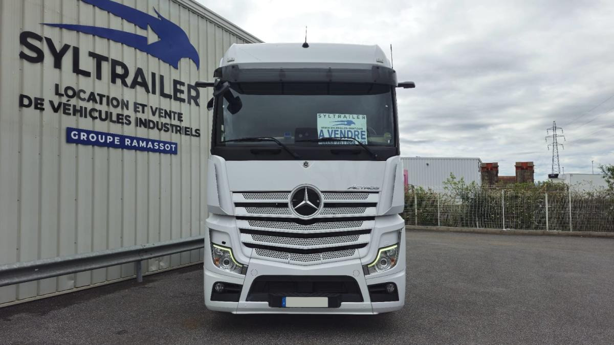 Mercedes Actros 1851 - Тягач: фото 2 Mercedes Actros 1851 - Тягач: фото 2