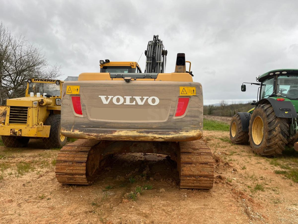 Volvo EC220DL - Гусеничный экскаватор: фото 3 Volvo EC220DL - Гусеничный экскаватор: фото 3