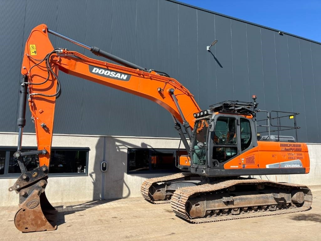 Doosan DX 255 LC-5 -- DX255LC -- DX 225 - Гусеничный экскаватор: фото 1 Doosan DX 255 LC-5 -- DX255LC -- DX 225 - Гусеничный экскаватор: фото 1