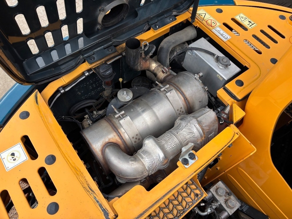 Гусеничный экскаватор Hyundai HX145LCR - HX145 - HX140: фото 36