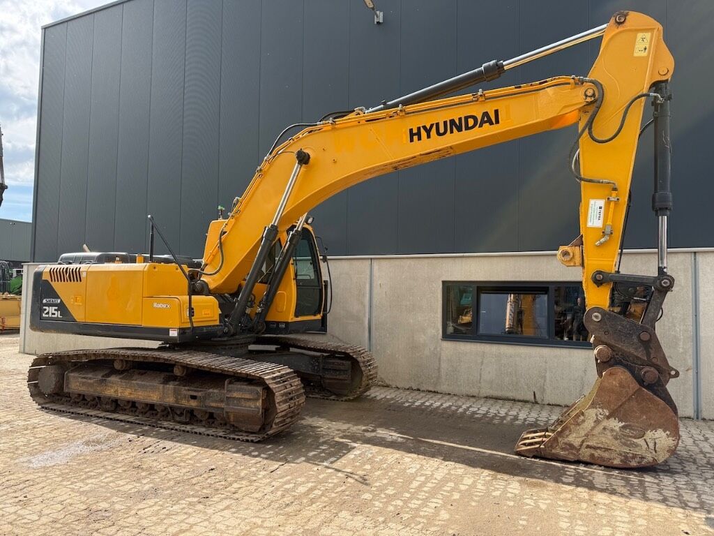 Hyundai R215L - R215 - 210 - Гусеничный экскаватор: фото 5 Hyundai R215L - R215 - 210 - Гусеничный экскаватор: фото 5