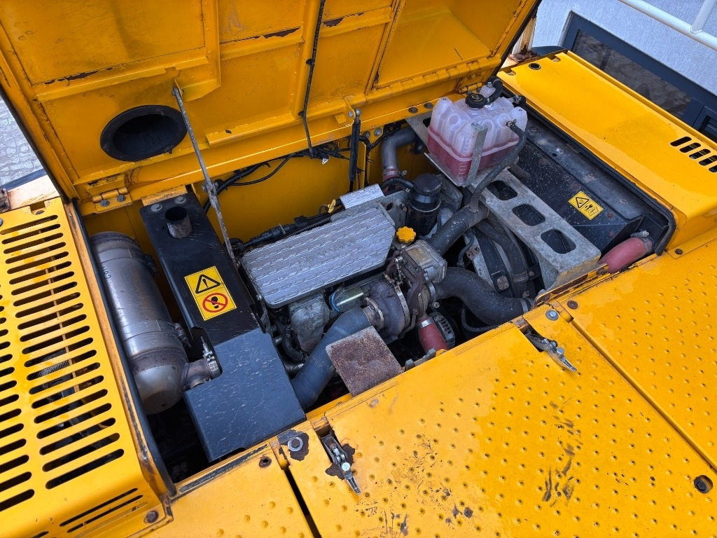 Гусеничный экскаватор JCB 220 XL 4F -- 220X lc -- 220 X LC: фото 17