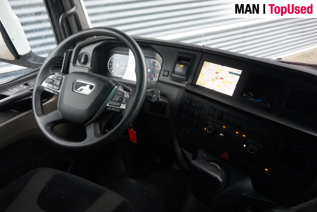 MAN TGX 18.470 4x2 LL SA Lowliner - Тягач: фото 2 MAN TGX 18.470 4x2 LL SA Lowliner - Тягач: фото 2