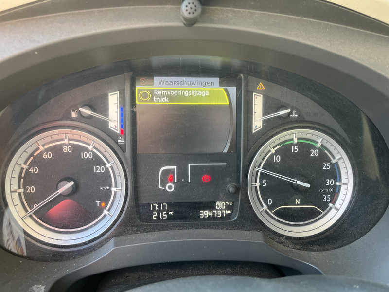 DAF LF 210 FA / 12 Ton / 394 dkm / Box / Loadlift / NL Truck - Грузовик с закрытым кузовом: фото 4 DAF LF 210 FA / 12 Ton / 394 dkm / Box / Loadlift / NL Truck - Грузовик с закрытым кузовом: фото 4