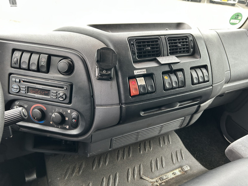 DAF LF55 220 Euro 4 / 12 Ton / 673 dkm / Box / Loadlift / APK TUV 01-26 - Грузовик с закрытым кузовом: фото 5 DAF LF55 220 Euro 4 / 12 Ton / 673 dkm / Box / Loadlift / APK TUV 01-26 - Грузовик с закрытым кузовом: фото 5