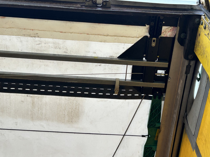 Krone Profi Liner / Schuifzeil / Kooi Aap / Stuur + Liftas / APK 05-26 - Тентованный полуприцеп: фото 4 Krone Profi Liner / Schuifzeil / Kooi Aap / Stuur + Liftas / APK 05-26 - Тентованный полуприцеп: фото 4