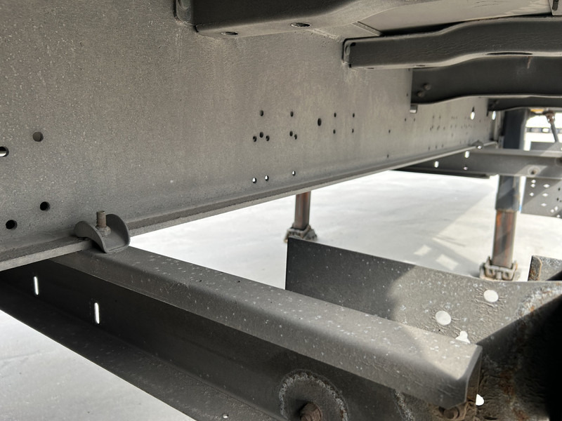 Schmitz Cargobull SCB S3B / Box Trailer / BPW Drum / NL Trailer / APK 10-26 - Полуприцеп-фургон: фото 5 Schmitz Cargobull SCB S3B / Box Trailer / BPW Drum / NL Trailer / APK 10-26 - Полуприцеп-фургон: фото 5