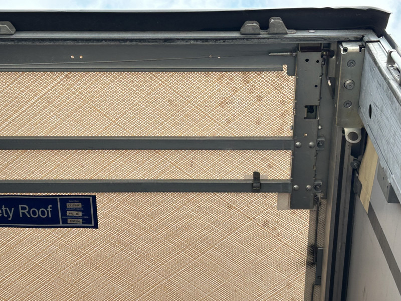 Schmitz Cargobull SCB S3T / Schuifzeil / Kooi Aap / Lift + Stuuras / APK 05-26 - Тентованный полуприцеп: фото 4 Schmitz Cargobull SCB S3T / Schuifzeil / Kooi Aap / Lift + Stuuras / APK 05-26 - Тентованный полуприцеп: фото 4