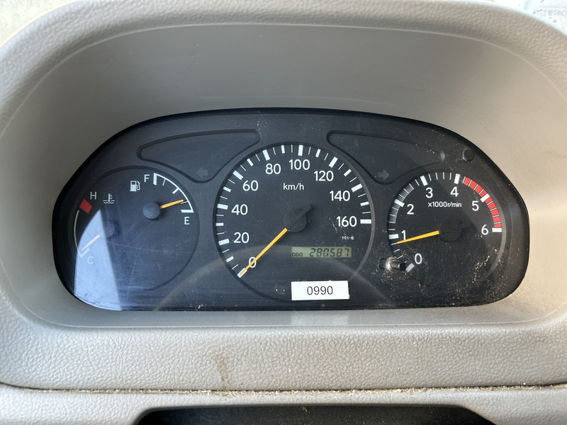 Toyota Dyna 100 3.0 D-4D / Kipper - Tipper / Blad - Bald / APK TUV 07-26 - Малотоннажный самосвал: фото 4 Toyota Dyna 100 3.0 D-4D / Kipper - Tipper / Blad - Bald / APK TUV 07-26 - Малотоннажный самосвал: фото 4