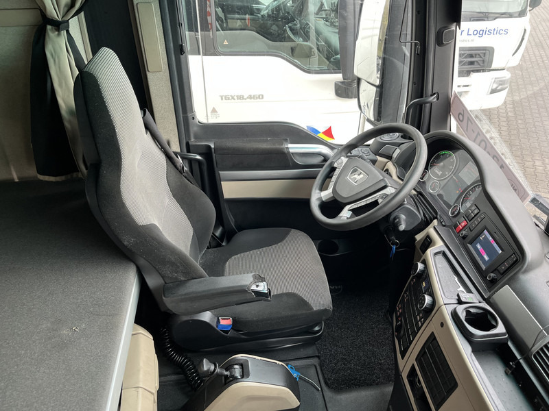 MAN TGX 18.460 XXL / Motor Defect -> Not Running / Retarder / 645 dkm / 2 Tanks - Тягач: фото 3 MAN TGX 18.460 XXL / Motor Defect -> Not Running / Retarder / 645 dkm / 2 Tanks - Тягач: фото 3