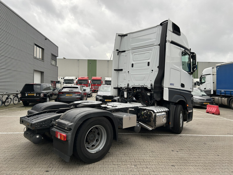 Mercedes-Benz Actros 1845 Gigaspace / Tacho V2 / Blower - PTO / Stand Airco / APK 04-26 - Тягач: фото 2 Mercedes-Benz Actros 1845 Gigaspace / Tacho V2 / Blower - PTO / Stand Airco / APK 04-26 - Тягач: фото 2