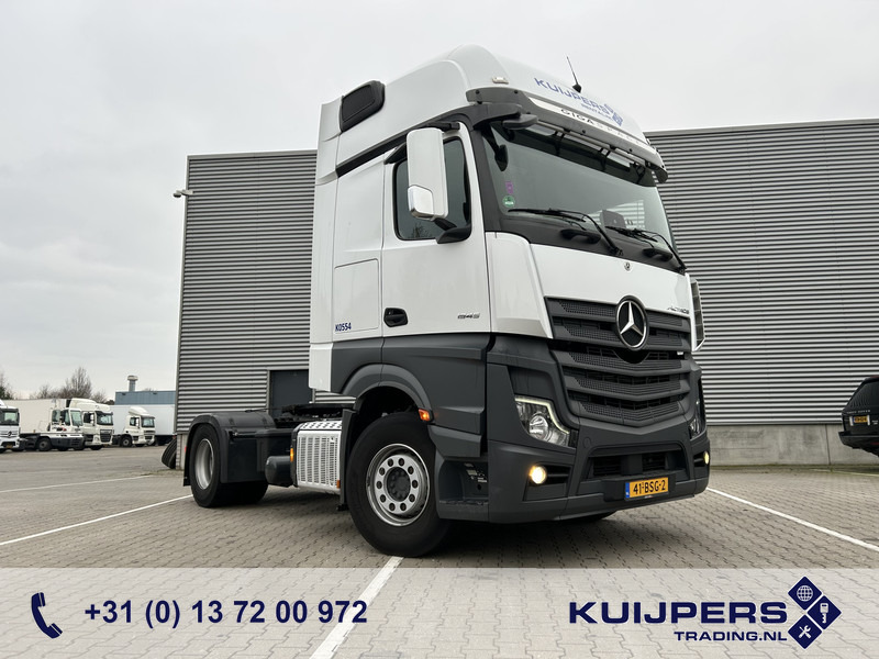 Mercedes-Benz Actros 1845 Gigaspace / Tacho V2 / Blower - PTO / Stand Airco / APK 04-26 - Тягач: фото 1 Mercedes-Benz Actros 1845 Gigaspace / Tacho V2 / Blower - PTO / Stand Airco / APK 04-26 - Тягач: фото 1