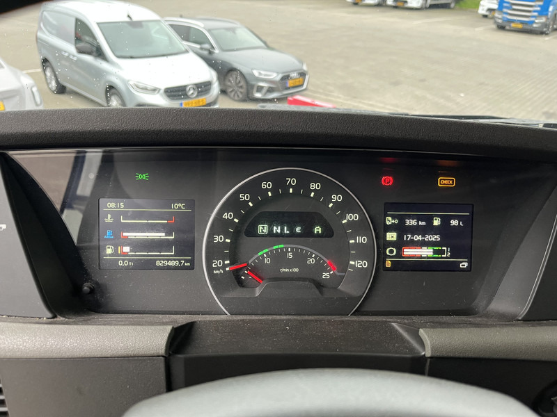 Volvo FH 420 Globetrotter / Dynamic Steering / New Tacho V2 / VEB+ / APK TUV 10-25 - Тягач: фото 4 Volvo FH 420 Globetrotter / Dynamic Steering / New Tacho V2 / VEB+ / APK TUV 10-25 - Тягач: фото 4
