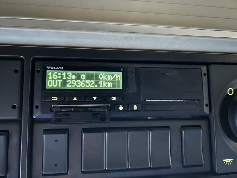 Тягач Volvo FH 500 Globetrotter XL / New Tacho V2 / Stand Klima / 2 Tanks / APK TUV 09-26: фото 7