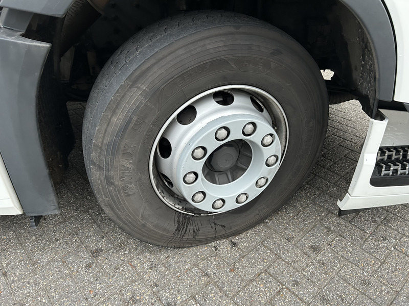 Тягач Volvo FH 500 Globetrotter XL / New Tacho V2 / Stand Klima / 2 Tanks / APK TUV 09-26: фото 12