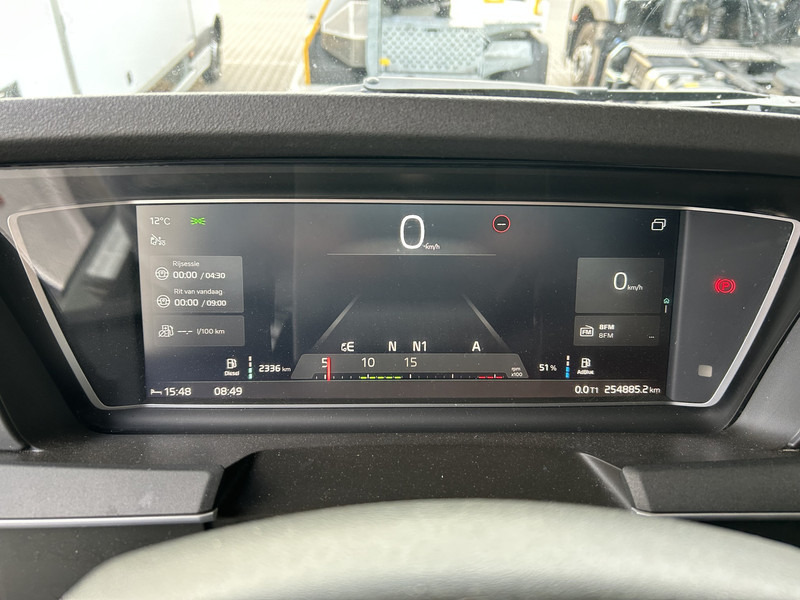 Volvo FH 500 Globetrotter XL / VEB+ / 2 Tanks / New Tacho V2 / APK TUV 07-26 - Тягач: фото 4 Volvo FH 500 Globetrotter XL / VEB+ / 2 Tanks / New Tacho V2 / APK TUV 07-26 - Тягач: фото 4