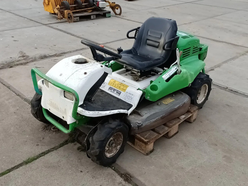 Maaier Etesia Twenty One HP - Газонокосилка: фото 2 Maaier Etesia Twenty One HP - Газонокосилка: фото 2