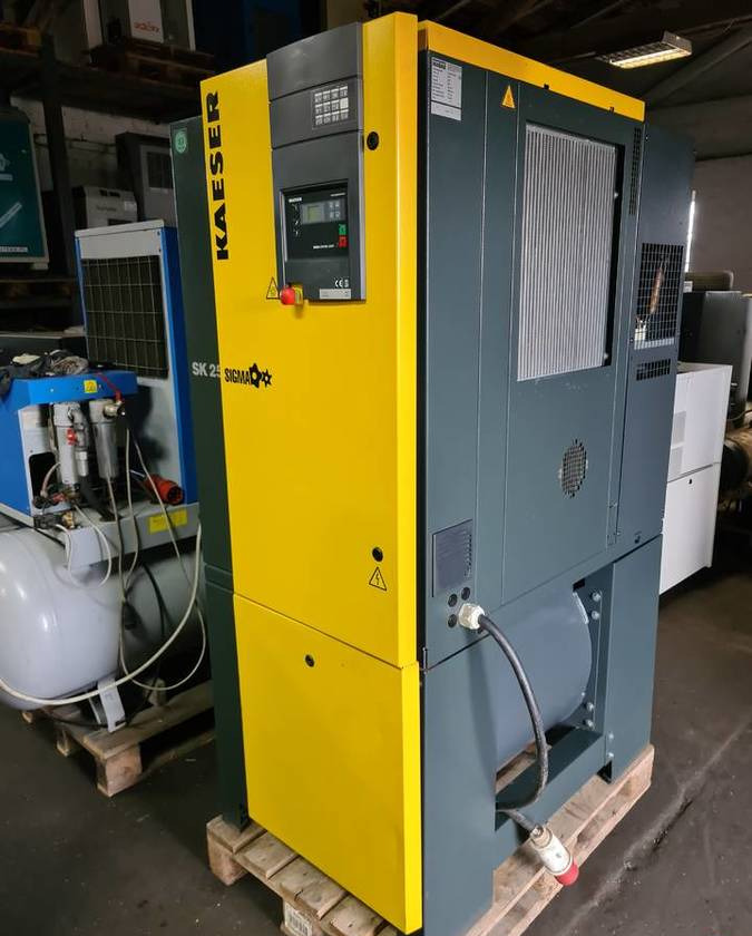 Kompresor śrubowy KAESER Aircenter SK25 15 kw - Воздушный компрессор: фото 2 Kompresor śrubowy KAESER Aircenter SK25 15 kw - Воздушный компрессор: фото 2