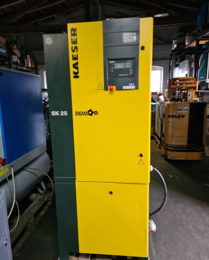 Kompresor śrubowy KAESER Aircenter SK25 15 kw - Воздушный компрессор: фото 3 Kompresor śrubowy KAESER Aircenter SK25 15 kw - Воздушный компрессор: фото 3