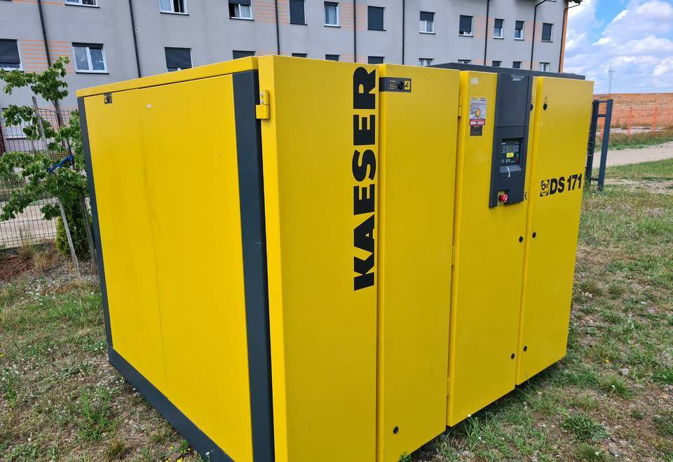 Kompresor śrubowy KAESER DS 171   90 kw - Воздушный компрессор: фото 1 Kompresor śrubowy KAESER DS 171   90 kw - Воздушный компрессор: фото 1