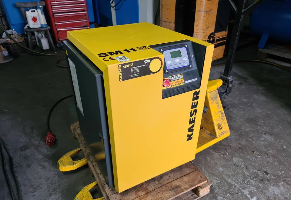 Kompresor śrubowy KAESER SM 11 7,5 kw - Воздушный компрессор: фото 3 Kompresor śrubowy KAESER SM 11 7,5 kw - Воздушный компрессор: фото 3