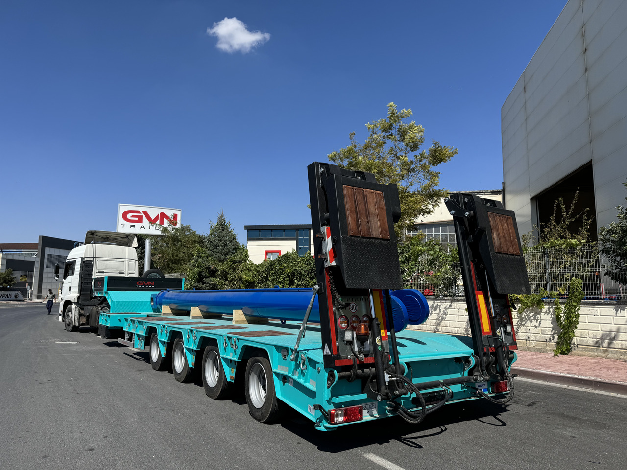 GVN Trailer 4 AXLE EXTENDABLE LOWBED - Низкорамный полуприцеп: фото 1 GVN Trailer 4 AXLE EXTENDABLE LOWBED - Низкорамный полуприцеп: фото 1