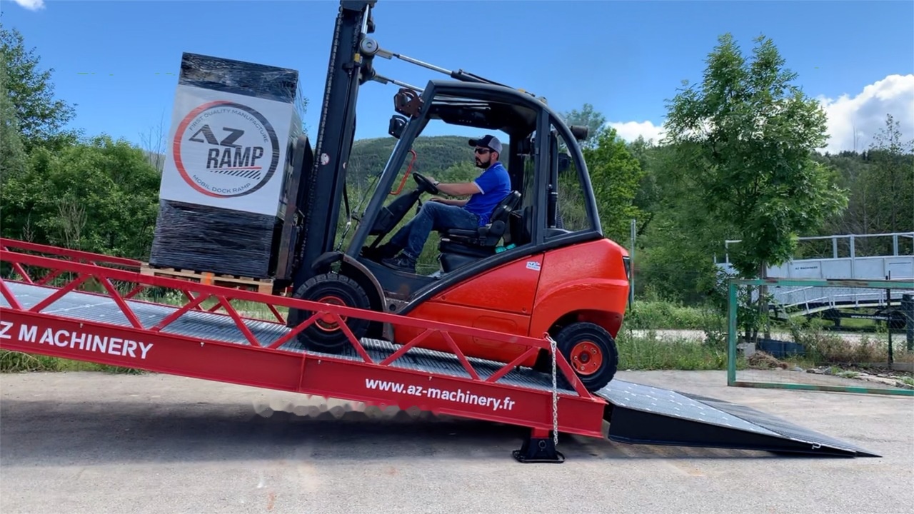 AZ RAMP STAR-10-XL mobile loading ramp - Погрузочная рампа: фото 5 AZ RAMP STAR-10-XL mobile loading ramp - Погрузочная рампа: фото 5