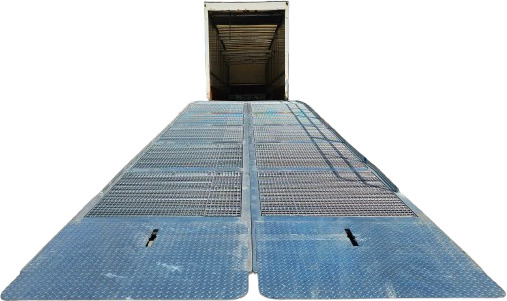 Large Mobile dock ramp, uncouplable AZ RAMP - KING VERSION, BIG FOOT L20 T-INOX - Погрузочная рампа: фото 1 Large Mobile dock ramp, uncouplable AZ RAMP - KING VERSION, BIG FOOT L20 T-INOX - Погрузочная рампа: фото 1