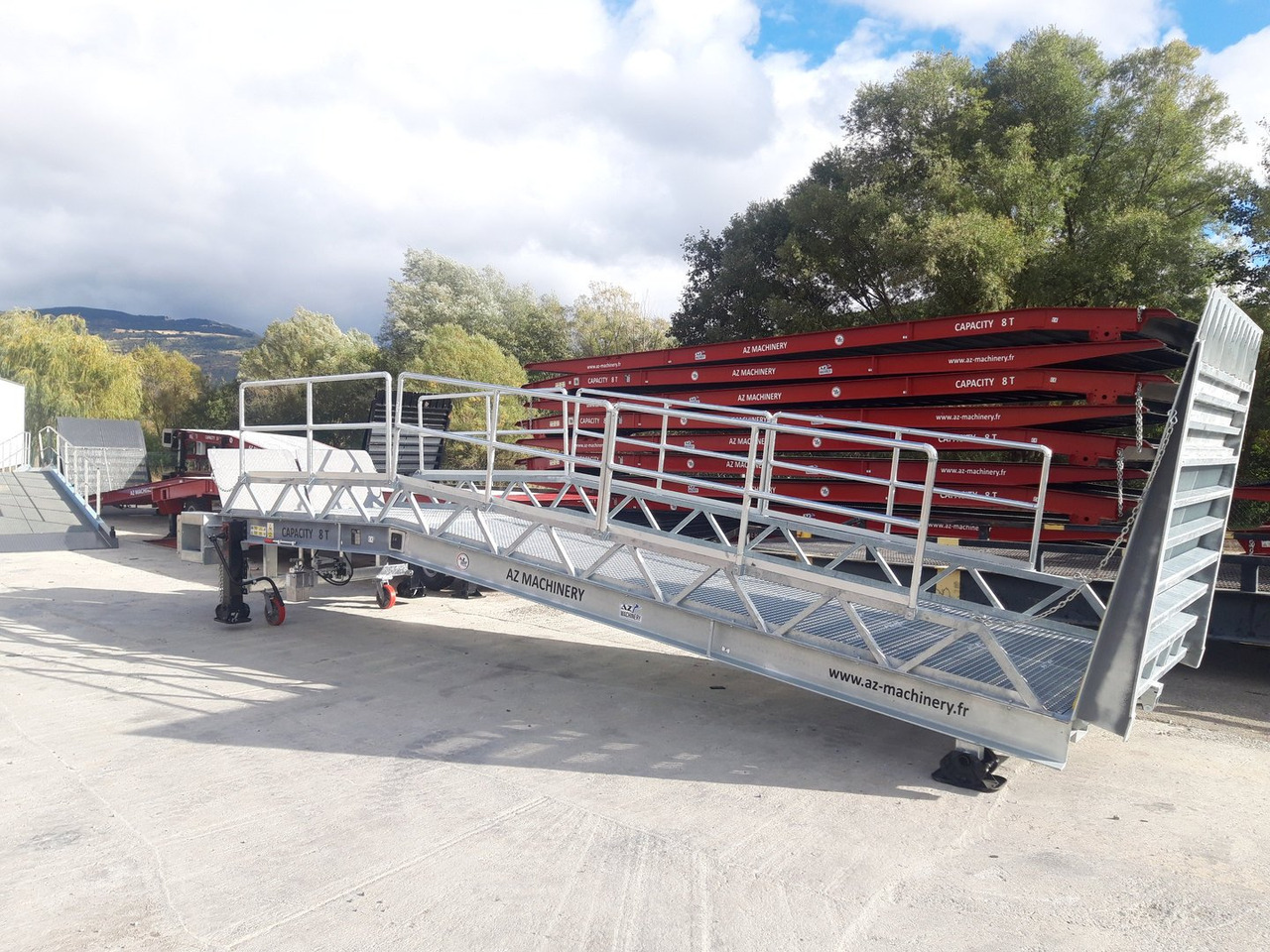 Новый Погрузочная рампа Loading Ramp with with hydraulic tilting bridge -  AZ RAMP - STAR- 8T FULL GALVA: фото 8