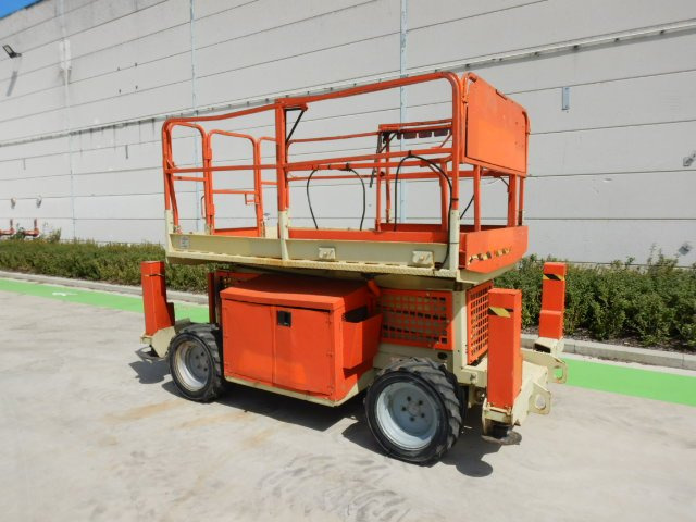 Used scissor Lift Diesel 4x4 JLG 260 MRT лизинг Used scissor Lift Diesel 4x4 JLG 260 MRT: фото 7