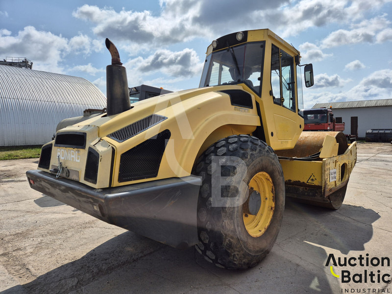 Bomag BW 211 D-4 - Каток: фото 3 Bomag BW 211 D-4 - Каток: фото 3