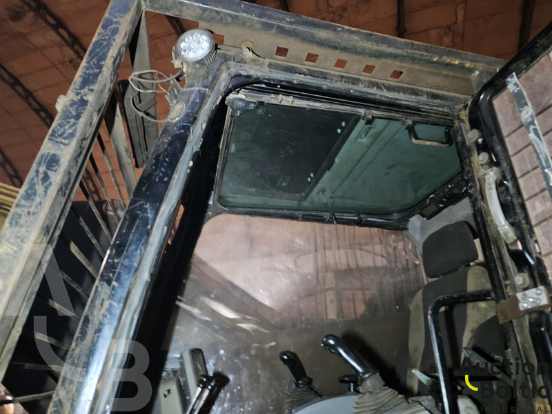 Гусеничный экскаватор Caterpillar 318 E L: фото 13