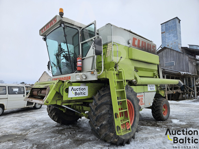 Claas Comandor 116CS - Зерноуборочный комбайн: фото 1 Claas Comandor 116CS - Зерноуборочный комбайн: фото 1