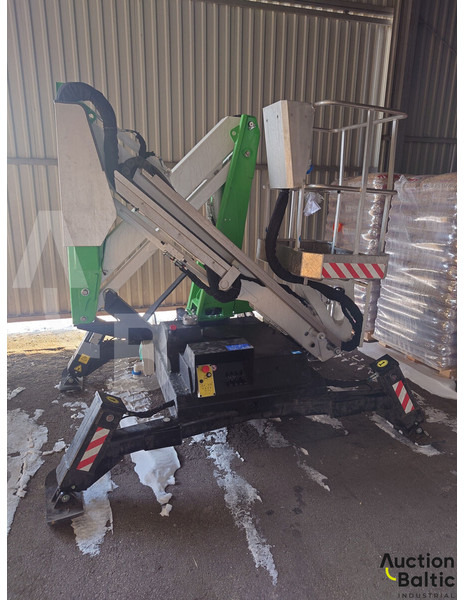 Comet X-Tractor - Коленчатый подъемник: фото 3 Comet X-Tractor - Коленчатый подъемник: фото 3