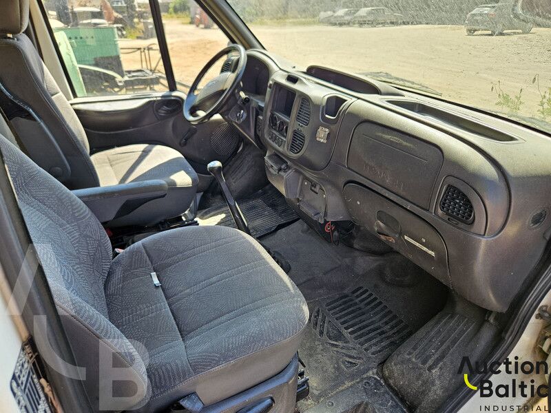 Ford Transit - Машина скорой помощи: фото 4 Ford Transit - Машина скорой помощи: фото 4