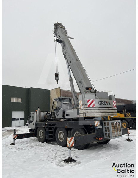 Grove GMK 3055 - Кран-манипулятор: фото 5 Grove GMK 3055 - Кран-манипулятор: фото 5