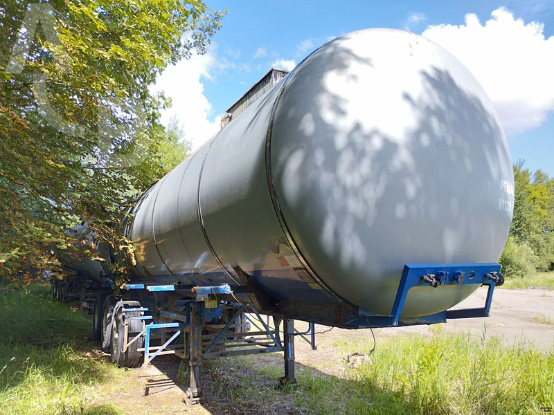 Hendricks Goch - Полуприцеп-цистерна: фото 4 Hendricks Goch - Полуприцеп-цистерна: фото 4