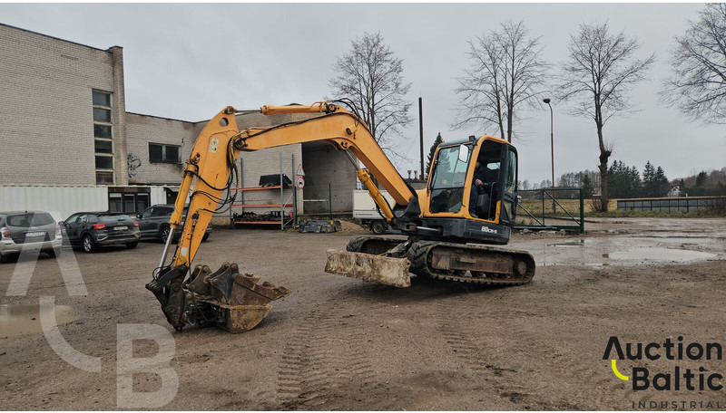 Hyundai Robex 80 CR-9 - Мини-экскаватор: фото 3 Hyundai Robex 80 CR-9 - Мини-экскаватор: фото 3