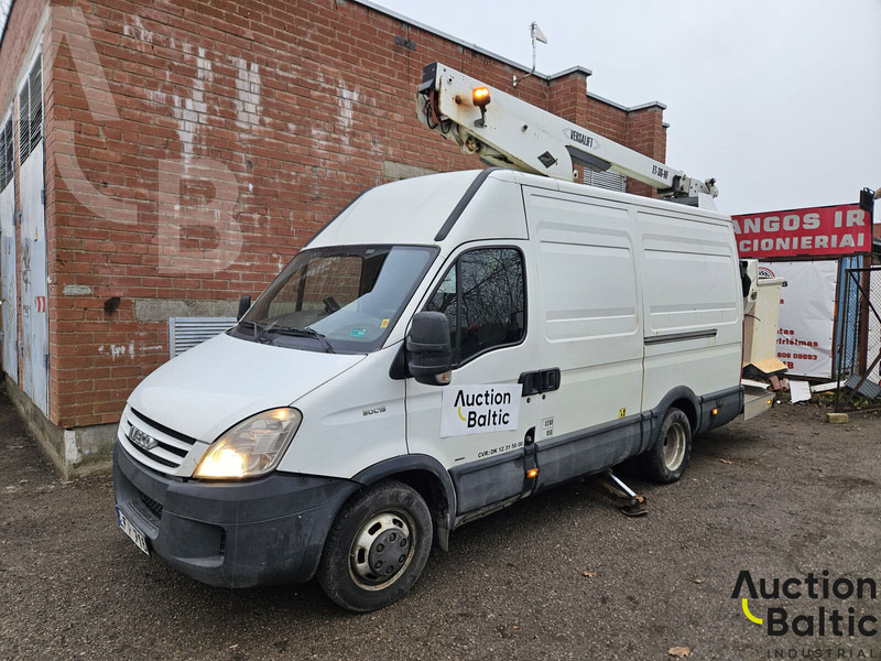 Iveco Daily - Грузовик с подъемником: фото 4 Iveco Daily - Грузовик с подъемником: фото 4
