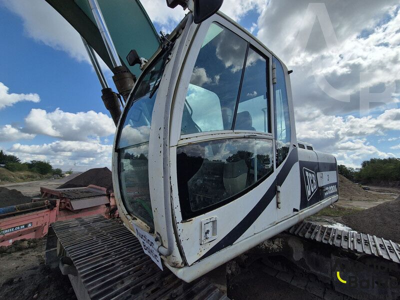 JCB JS 220 L - Гусеничный экскаватор: фото 2 JCB JS 220 L - Гусеничный экскаватор: фото 2