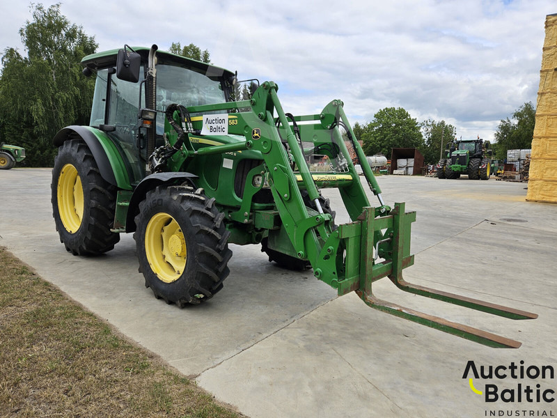John Deere 5100 R - Трактор: фото 1 John Deere 5100 R - Трактор: фото 1