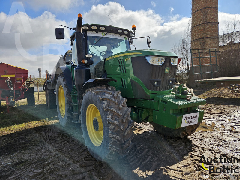 John Deere 6215 R - Трактор: фото 2 John Deere 6215 R - Трактор: фото 2